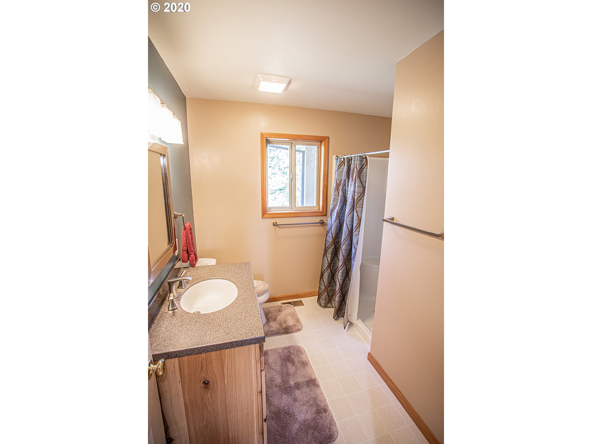 821 Snowden Road White Salmon, WA 98672 - Photo 13 of 32