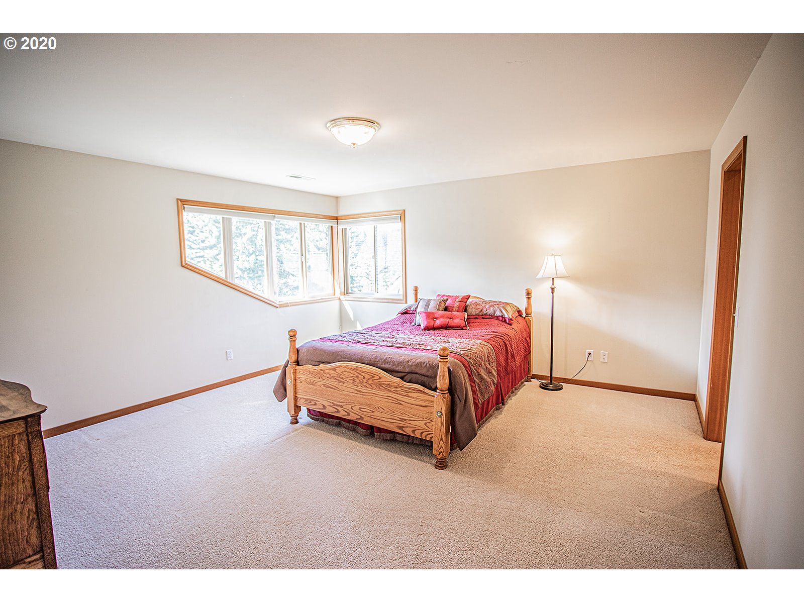 821 Snowden Road White Salmon, WA 98672 - Photo 19 of 32
