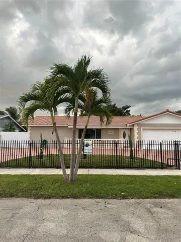 $4,180 | 10805 Southwest 165th Terrace, Miami, FL 33157