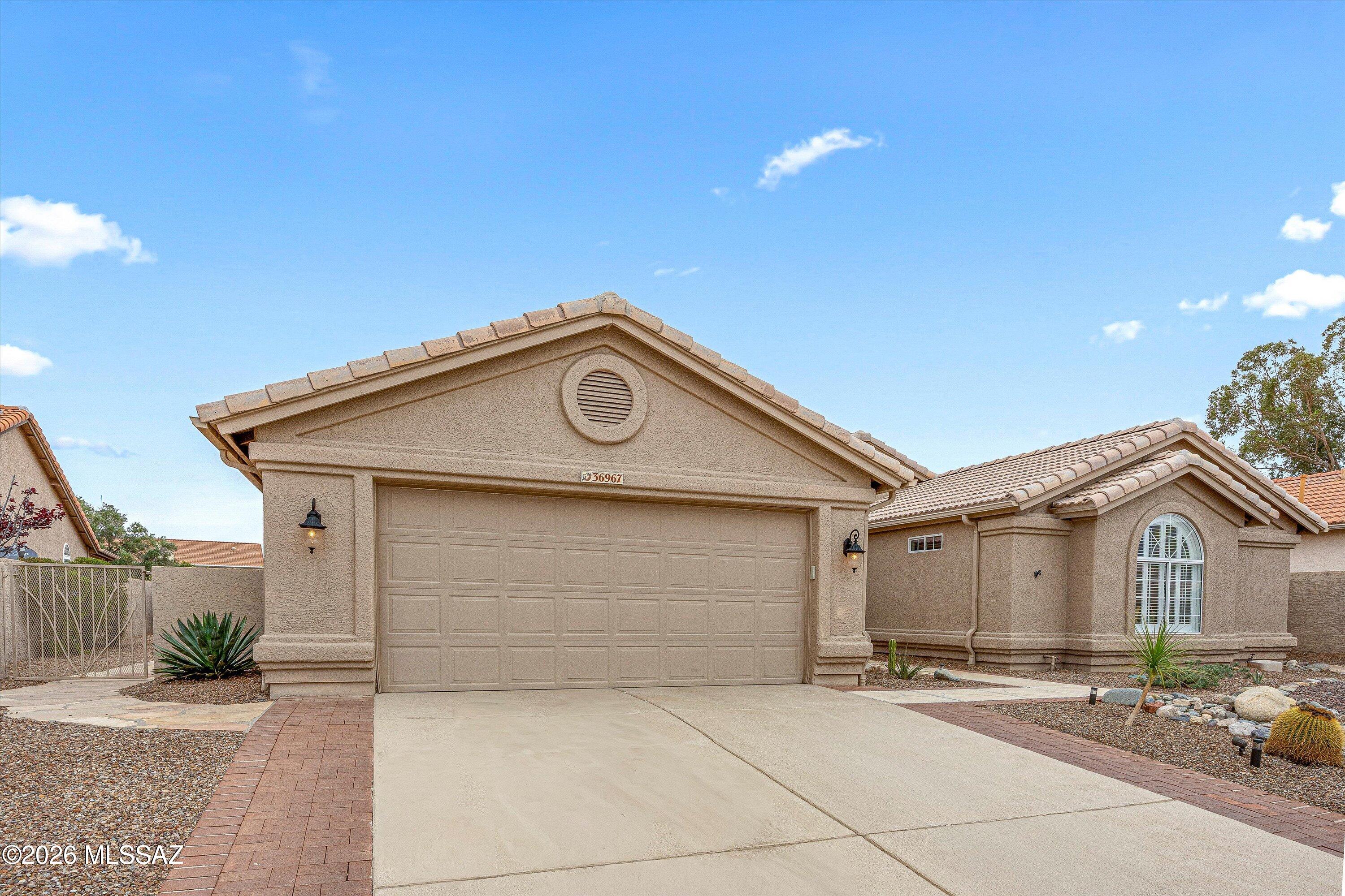 36967 South Ridgeview Boulevard Tucson, AZ 85739 - Photo 49 of 51 Extended Garage
