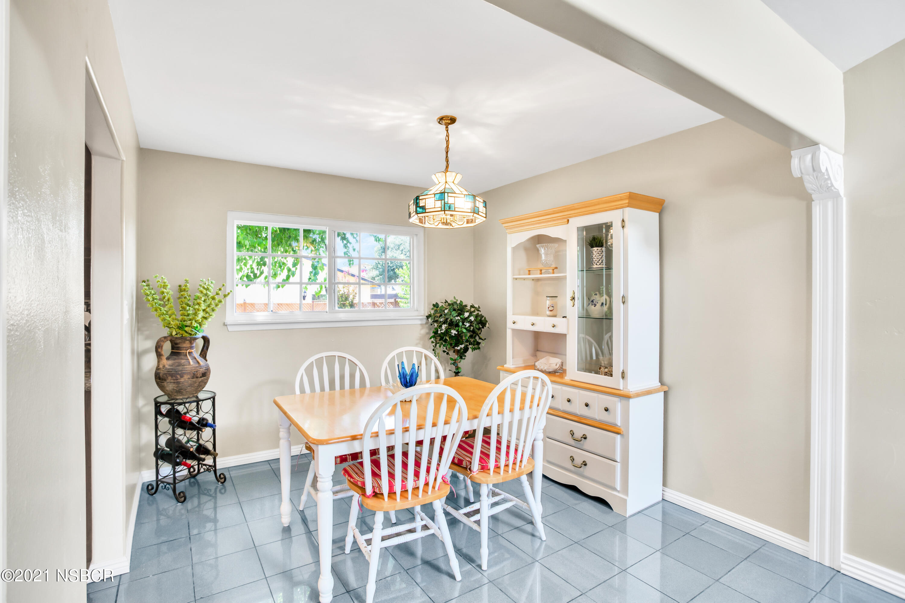 274 Kendale Road Buellton, CA 93427 - Photo 5 of 34 247Kendale-29