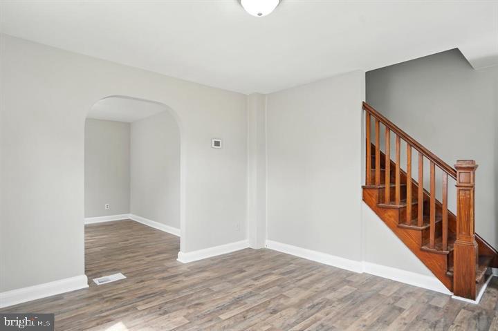 1239 Hilldale Road Baltimore, MD 21237 - Photo 5 of 13 Gallery Image 5