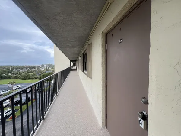 $3,500 | 10310 South Ocean Drive, Unit 608, Jensen Beach, FL 34957