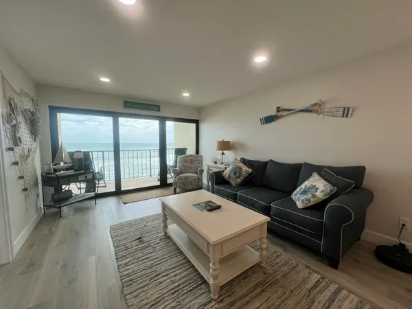 $3,500 | 10310 South Ocean Drive, Unit 608, Jensen Beach, FL 34957