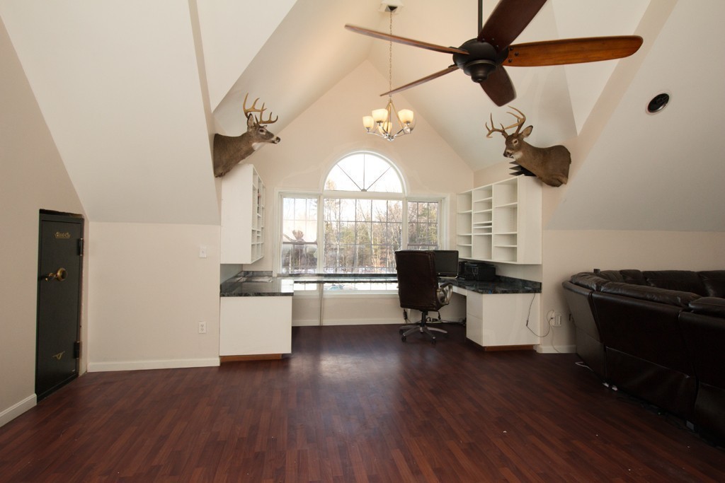 10 Cobb Hill Road Phillipston, MA 01331 - Photo 16 of 25 a kitchen with a table and chairs