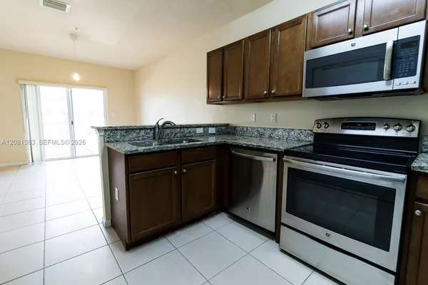 $2,650 | 8800 Northwest 97th Avenue, Unit 208, Doral, FL 33178