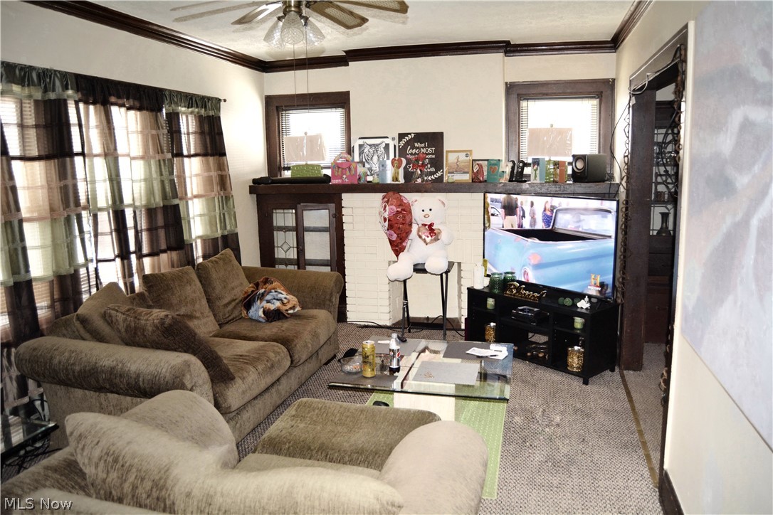 825 Alhambra Road Cleveland, OH 44110 - Photo 10 of 28