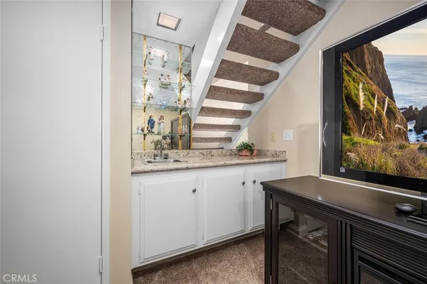 $845,000 | 4102 Av. Sevilla, Cypress, CA 90630