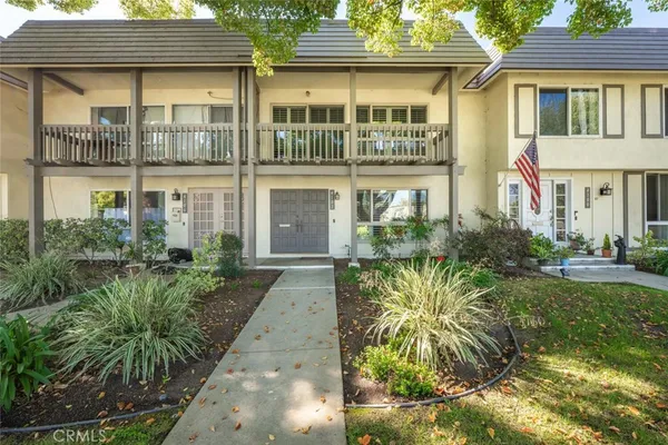 $845,000 | 4102 Av. Sevilla, Cypress, CA 90630