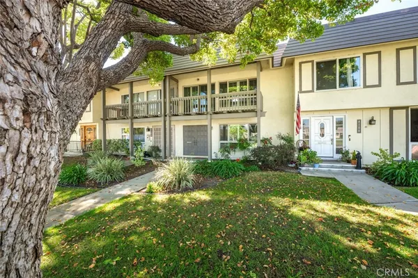 $845,000 | 4102 Av. Sevilla, Cypress, CA 90630