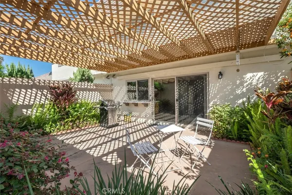$845,000 | 4102 Av. Sevilla, Cypress, CA 90630