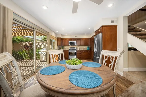 $845,000 | 4102 Av. Sevilla, Cypress, CA 90630