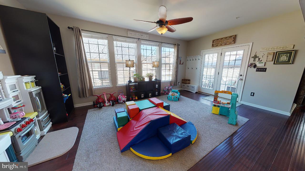 22432 Newcut Road Clarksburg, MD 20871 - Photo 17 of 44 Gallery Image 17
