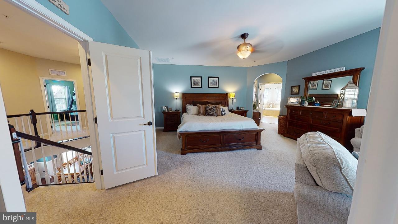 22432 Newcut Road Clarksburg, MD 20871 - Photo 18 of 44 Master bedroom