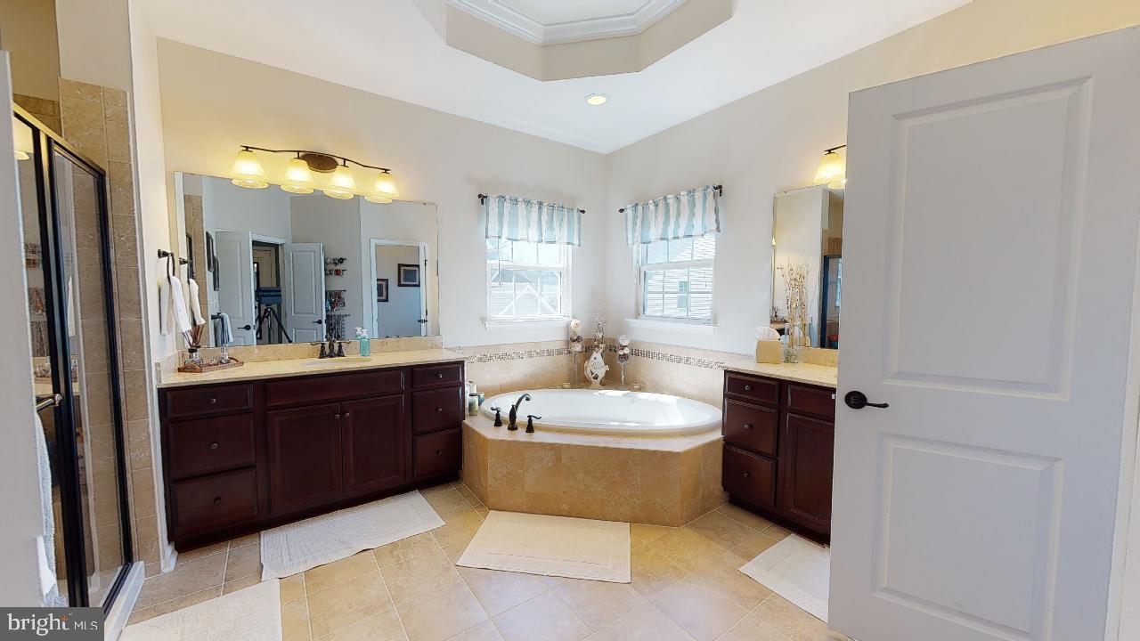 22432 Newcut Road Clarksburg, MD 20871 - Photo 24 of 44 Master bathroom