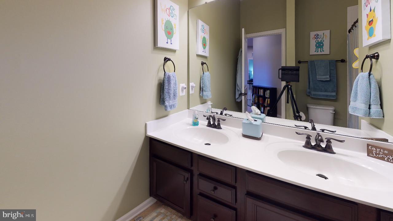 22432 Newcut Road Clarksburg, MD 20871 - Photo 27 of 44 Gallery Image 27