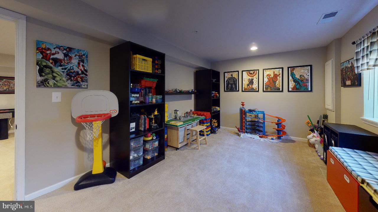 22432 Newcut Road Clarksburg, MD 20871 - Photo 29 of 44 Gallery Image 29