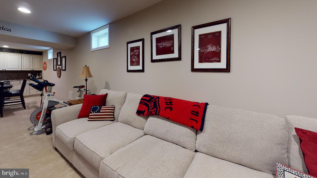 22432 Newcut Road Clarksburg, MD 20871 - Photo 38 of 44 Gallery Image 38