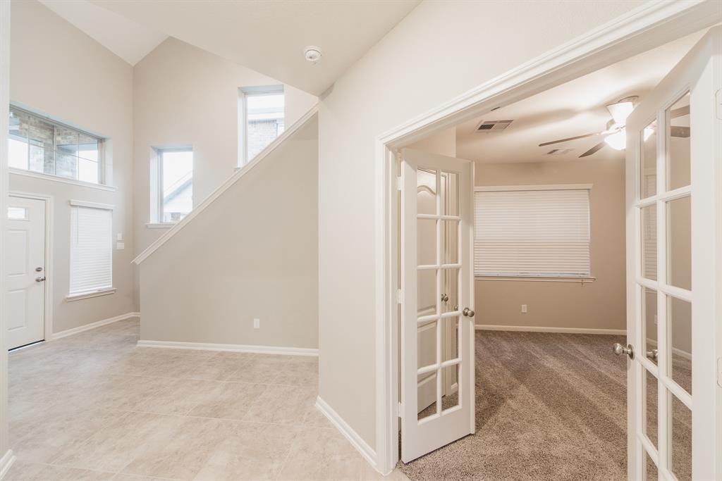 3219 Montclair Orchard Trace Spring, TX 77386 - Photo 4 of 27 a view of an empty room