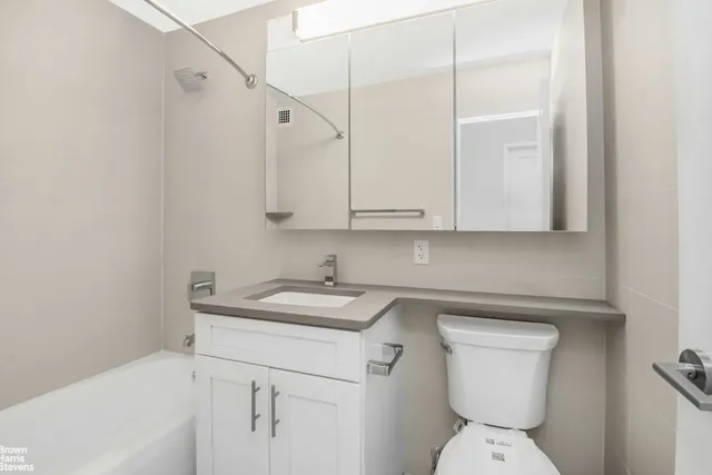 $315,000 | 3333 Henry Hudson Parkway, Unit 23V | Riverdale