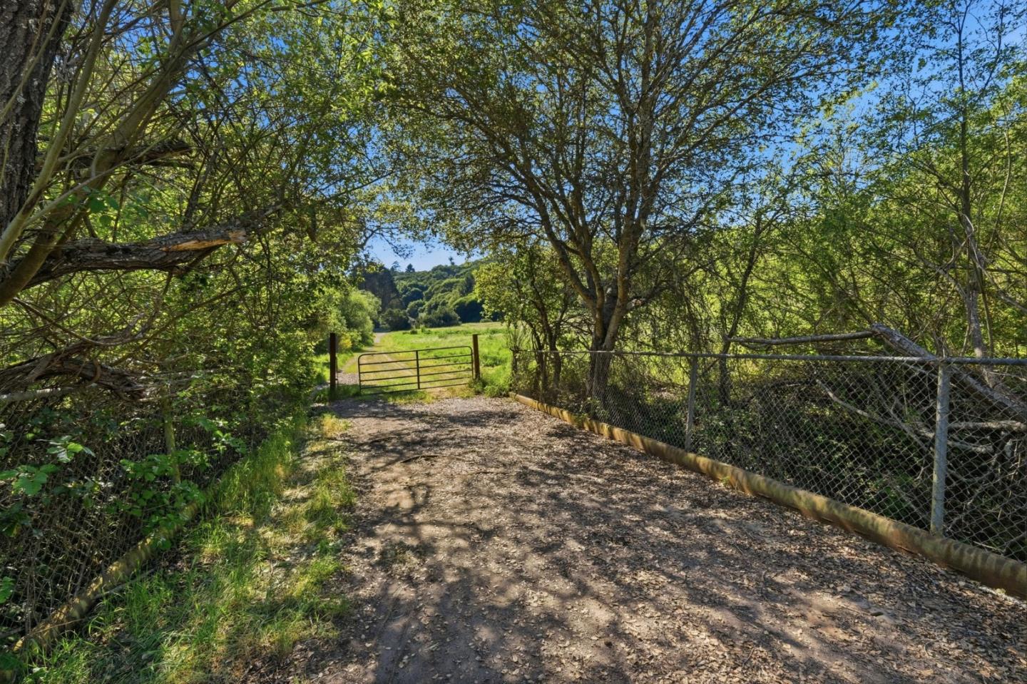 380 Mockingbird Ridge Road Watsonville, CA 95076 - Photo 49 of 67