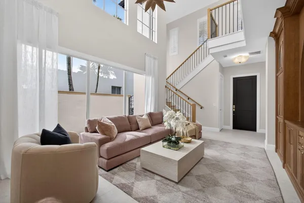 $1,250,000 | 26 Stoney Drive, Palm Beach Gardens, FL 33410