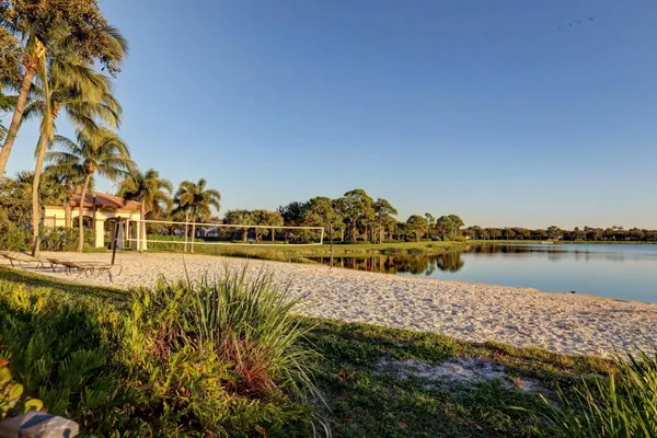 $1,250,000 | 26 Stoney Drive, Palm Beach Gardens, FL 33410