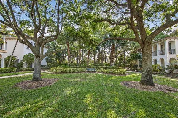 $1,250,000 | 26 Stoney Drive, Palm Beach Gardens, FL 33410