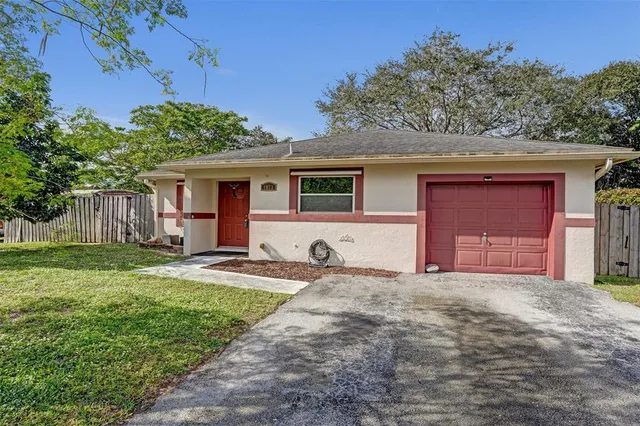$499,500 | 1073 Southwest 119th Avenue, Davie, FL 33325