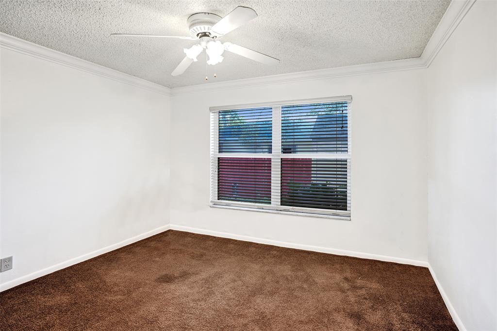 1073 Southwest 119th Avenue Davie, FL 33325 - Photo 11 of 17