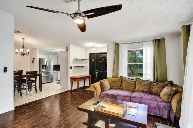 $499,500 | 1073 Southwest 119th Avenue, Davie, FL 33325