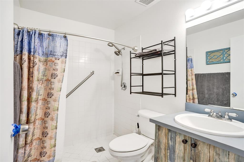 1073 Southwest 119th Avenue Davie, FL 33325 - Photo 9 of 17