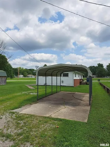 $59,000 | 210 North Chestnut Street, De Soto, IL 62924