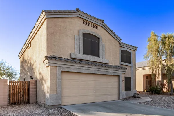 $2,300 | 1368 South 232nd Avenue, Buckeye, AZ 85326