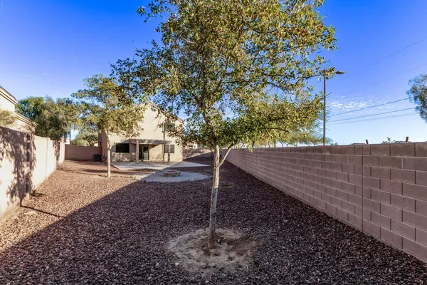 $2,300 | 1368 South 232nd Avenue, Buckeye, AZ 85326
