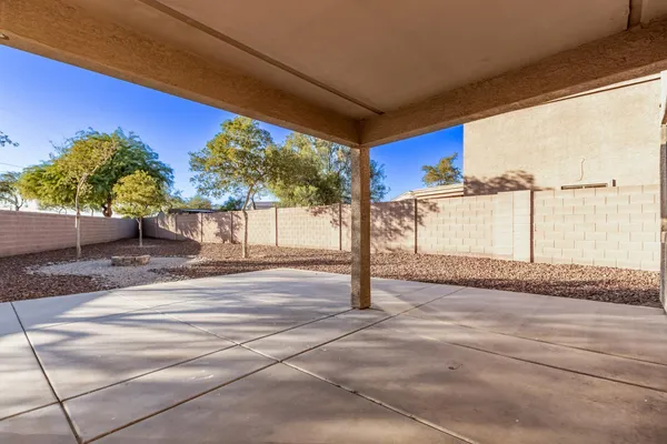 $2,300 | 1368 South 232nd Avenue, Buckeye, AZ 85326