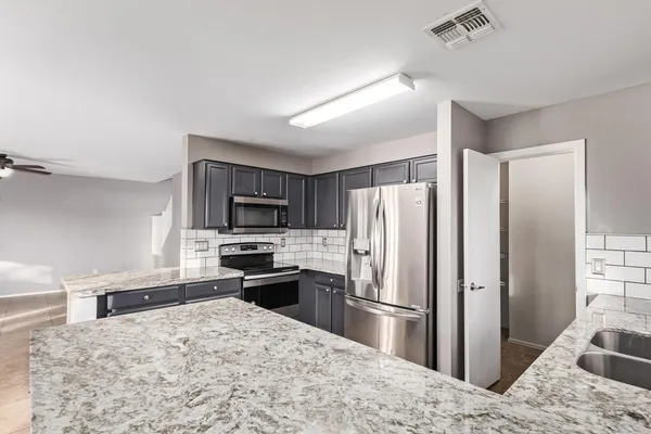 $2,300 | 1368 South 232nd Avenue, Buckeye, AZ 85326