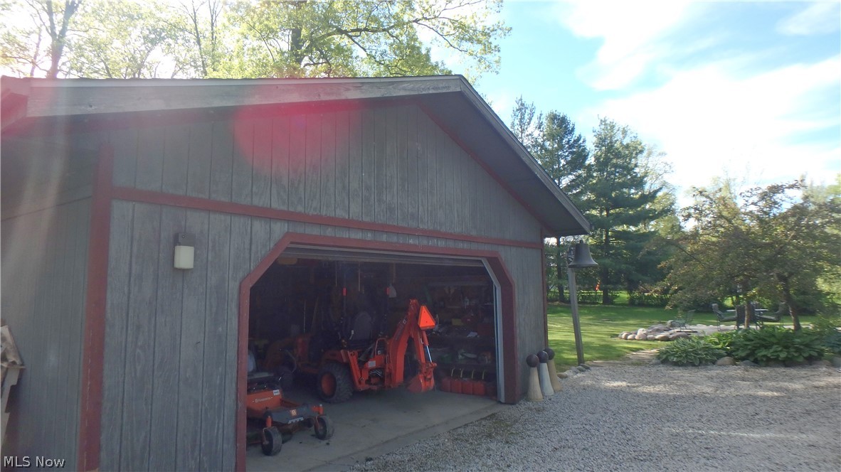 2075 Substation Road Brunswick, OH 44212 - Photo 3 of 35