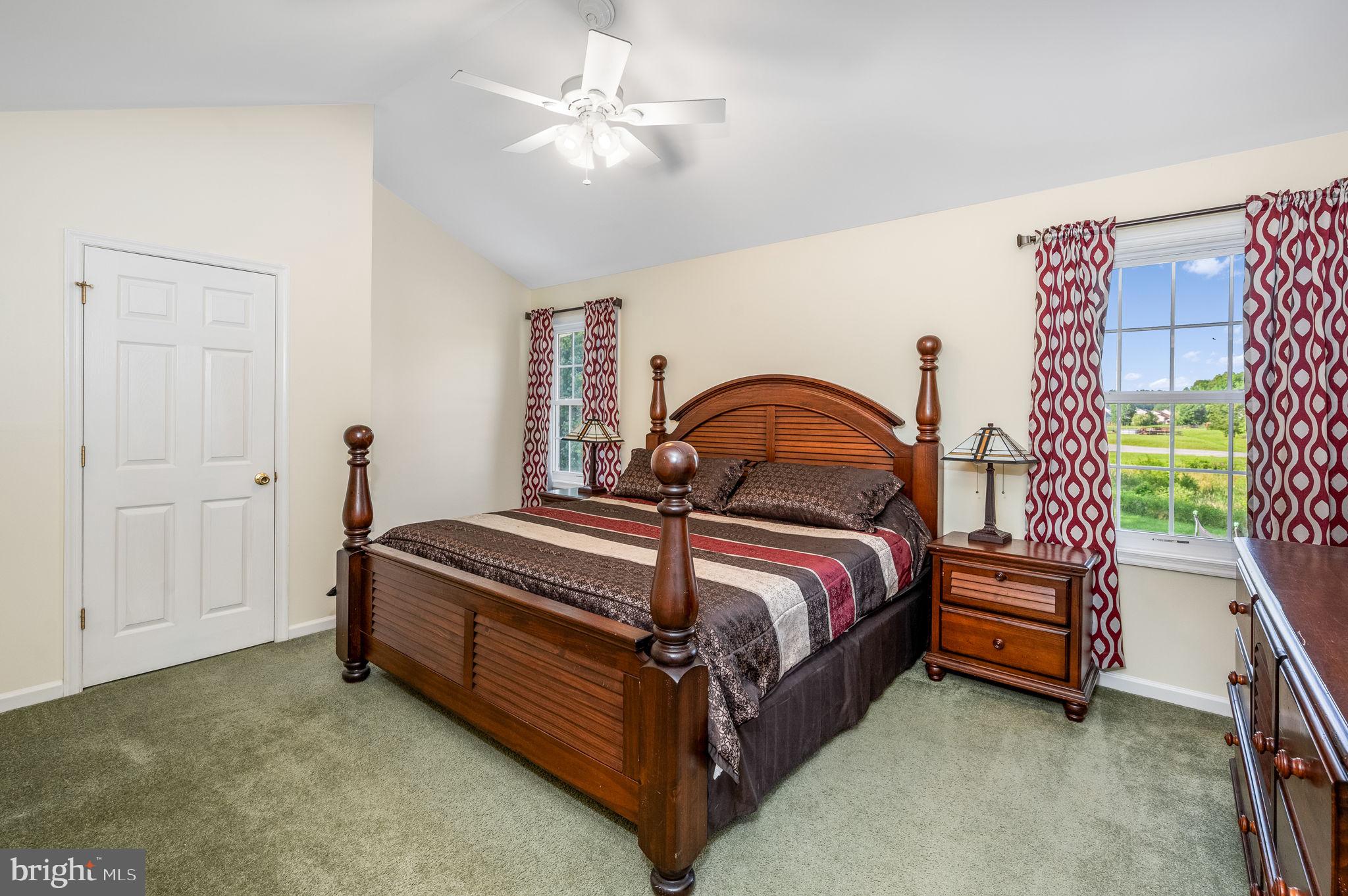 12 Radcliffe Court Elkton, MD 21921 - Photo 19 of 40 Secod bedroom w/vaulted ceiling