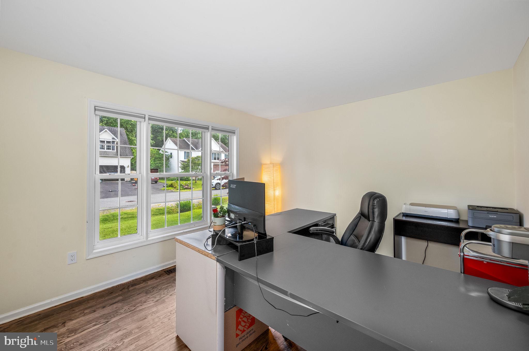 12 Radcliffe Court Elkton, MD 21921 - Photo 7 of 40 First floor office