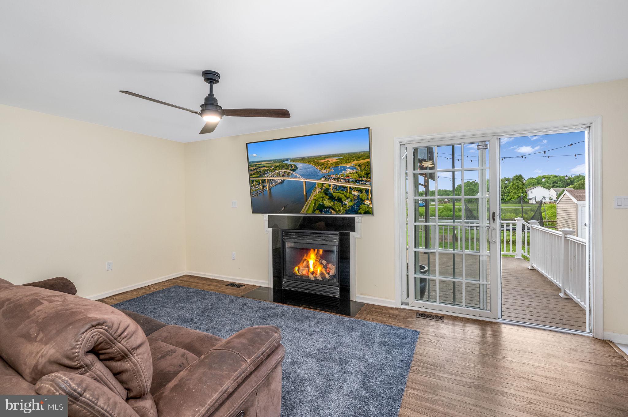 12 Radcliffe Court Elkton, MD 21921 - Photo 8 of 40 Family room