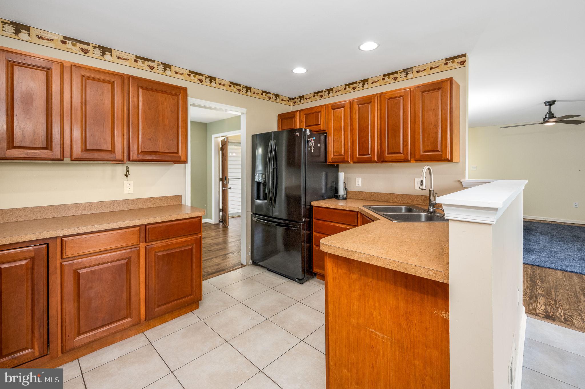 12 Radcliffe Court Elkton, MD 21921 - Photo 10 of 40 Kitchen