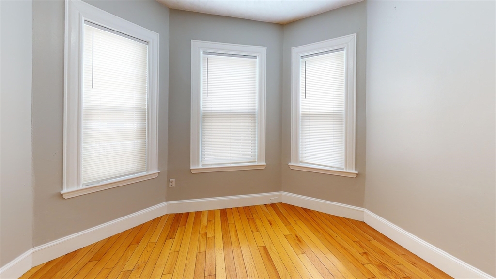 18 Rowell Street, Unit 2 Boston, MA 02125 - Photo 6 of 13