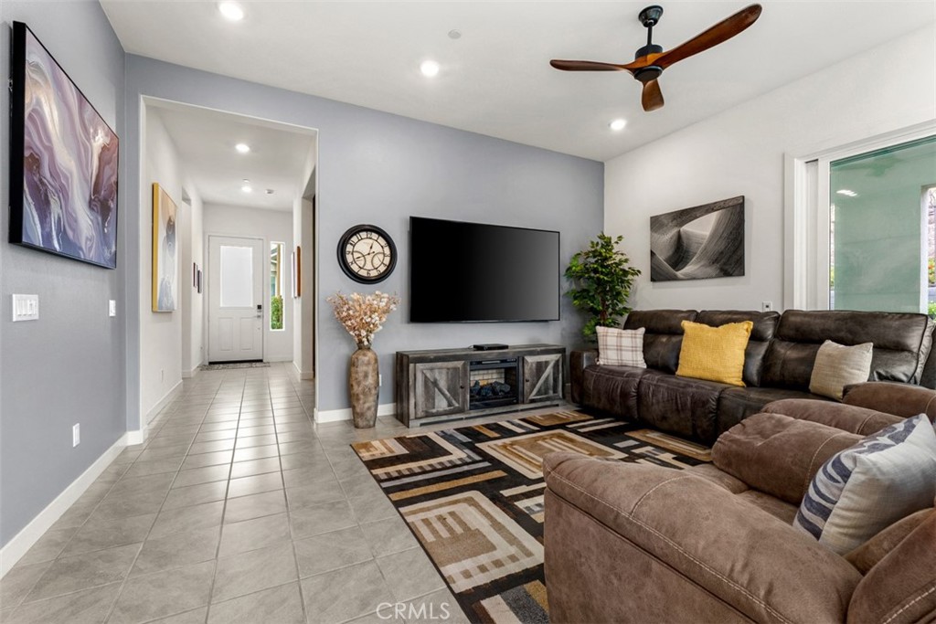 405 Sunrise Road Rancho Mission Viejo, CA 92694 - Photo 15 of 46