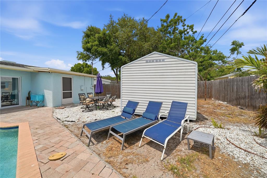 10437 52nd Avenue North St. Petersburg, FL 33708 - Photo 27 of 36
