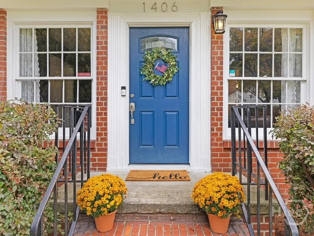 $364,900 | 1406 East 53rd Street, Savannah, GA 31404