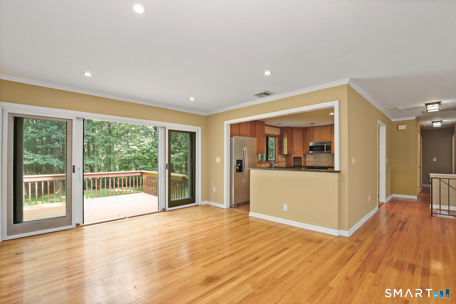 122 Deforest Road Wilton, CT 06897 - Photo 19 of 40