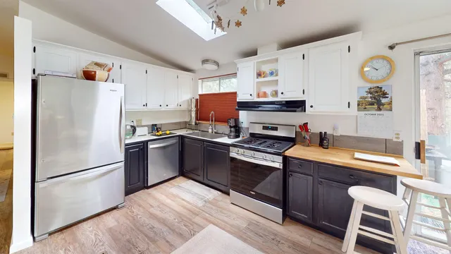 $275,000 | 100 Ski Trails Road, Unit 90, Mammoth Lakes, CA 93546