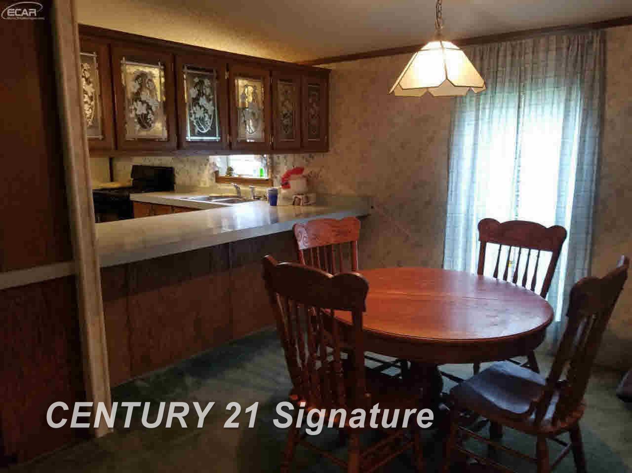 8395 North Clio Road Mount Morris, MI 48458 - Photo 4 of 15