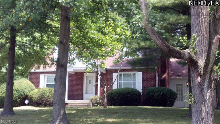 1836 Monument Road Northwest Canton, OH 44709 - Photo 2 of 4 Gallery Image 2